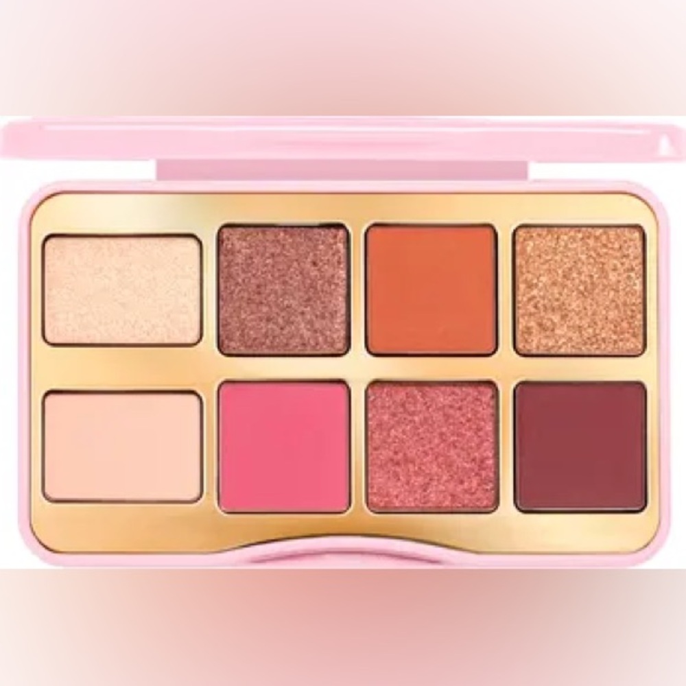 🆕🎮 “Let’s Play” Eyeshadow Palette - Too Faced - NEW IN BOX - Picture 2 of 5